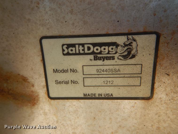 image for item DE8348 2002 International 4700 dump truck