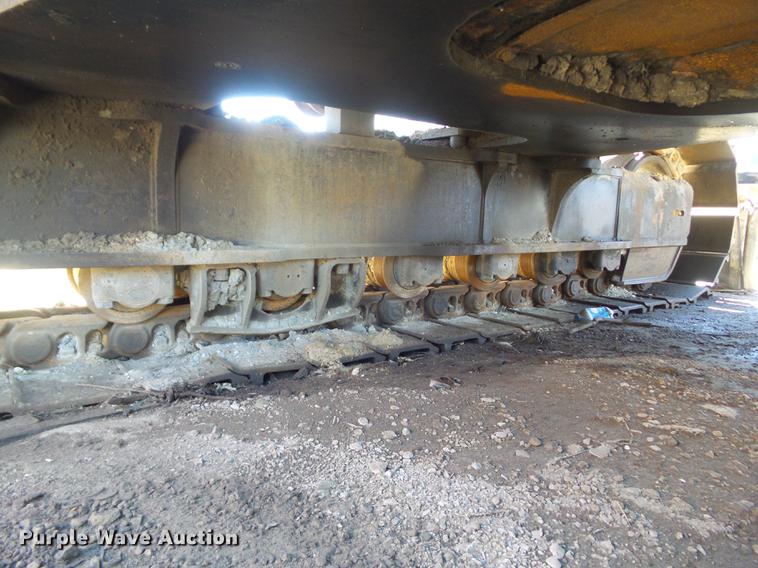 image for item DF0756 2005 Caterpillar 365B excavator