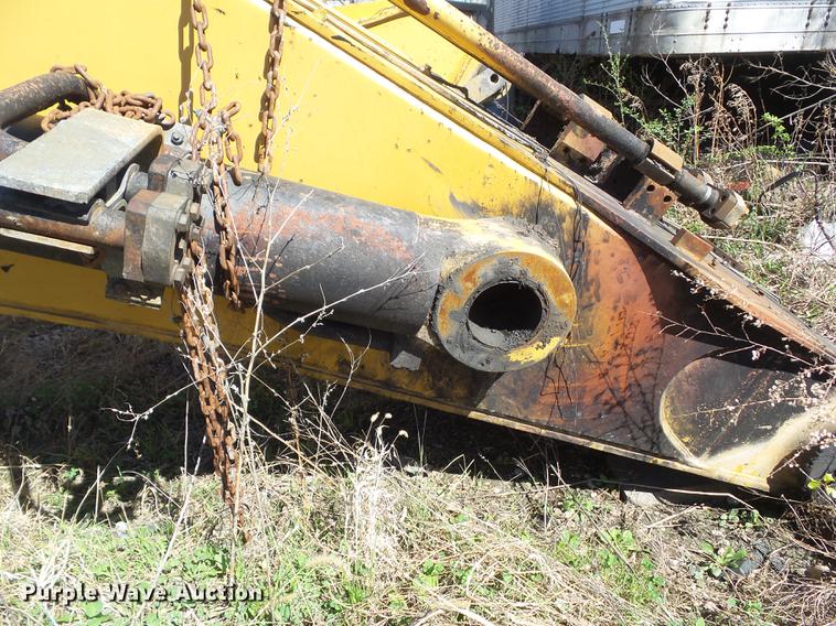 image for item DF0757 Caterpillar 365B boom, stick, and bucket