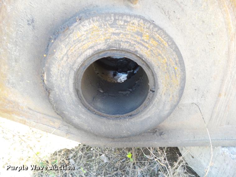 image for item DF0757 Caterpillar 365B boom, stick, and bucket