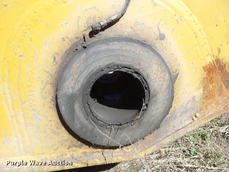 image for item DF0757 Caterpillar 365B boom, stick, and bucket