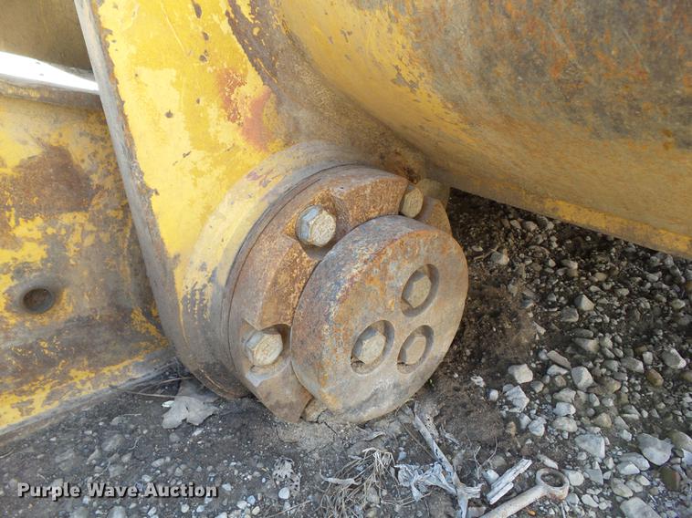 image for item DF0757 Caterpillar 365B boom, stick, and bucket