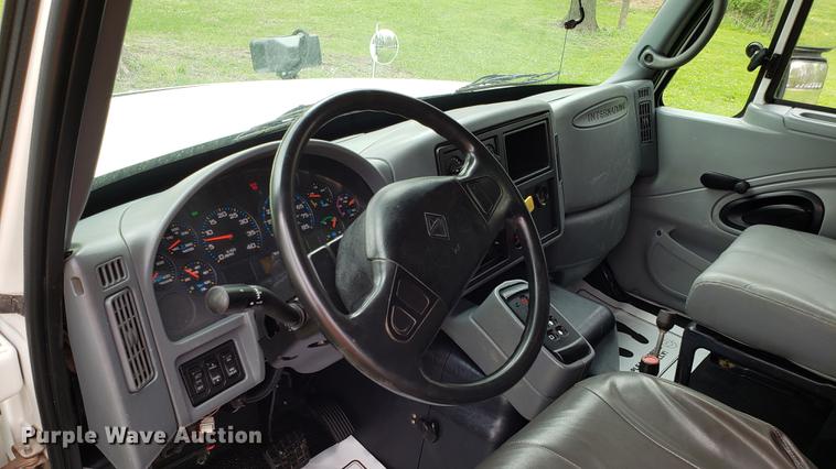 image for item DF3450 2006 International 7600 dump truck