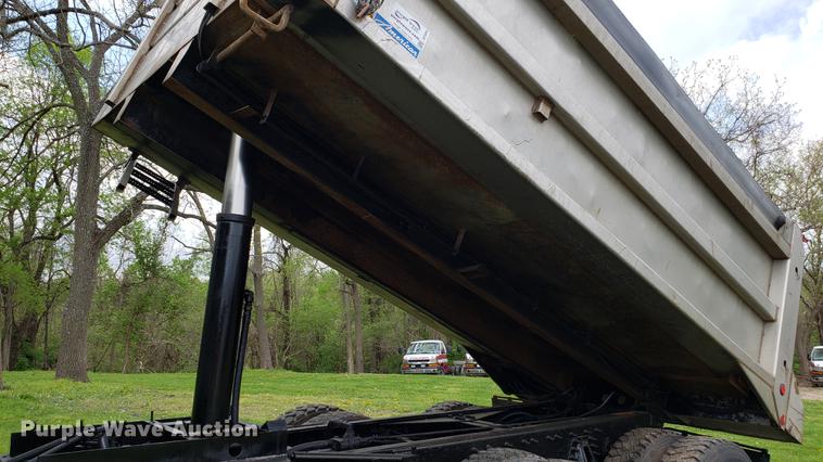 image for item DF3450 2006 International 7600 dump truck