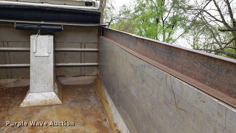 image for item DF3450 2006 International 7600 dump truck