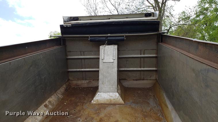 image for item DF3450 2006 International 7600 dump truck