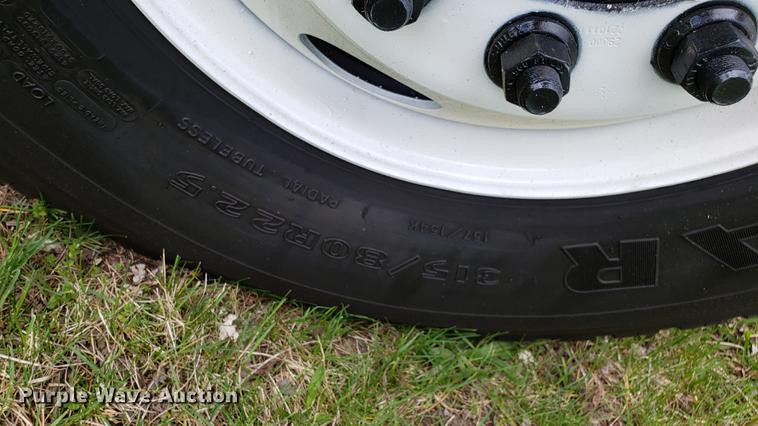 image for item DF3450 2006 International 7600 dump truck