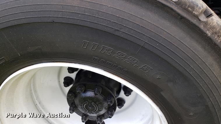 image for item DF3450 2006 International 7600 dump truck