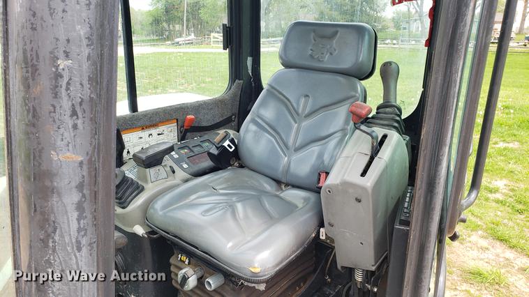 image for item DF3471 2009 Bobcat 435 mini excavator