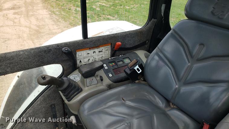 image for item DF3471 2009 Bobcat 435 mini excavator