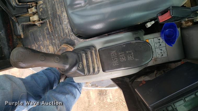 image for item DF3471 2009 Bobcat 435 mini excavator