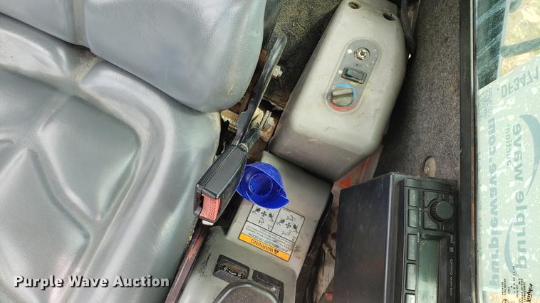 image for item DF3471 2009 Bobcat 435 mini excavator