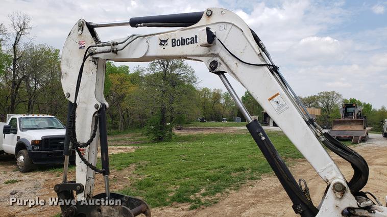 image for item DF3471 2009 Bobcat 435 mini excavator
