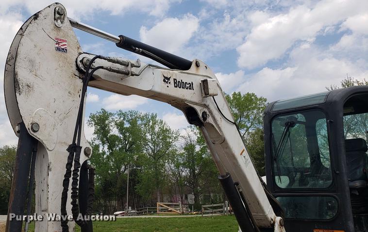 image for item DF3471 2009 Bobcat 435 mini excavator
