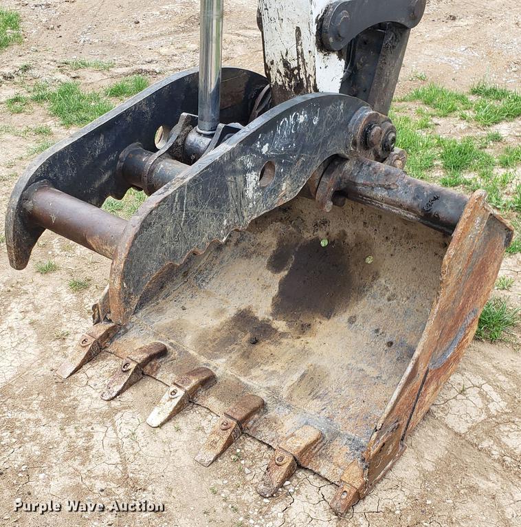 image for item DF3471 2009 Bobcat 435 mini excavator