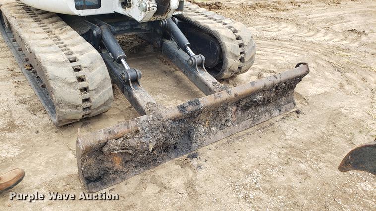 image for item DF3471 2009 Bobcat 435 mini excavator