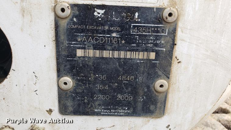 image for item DF3471 2009 Bobcat 435 mini excavator