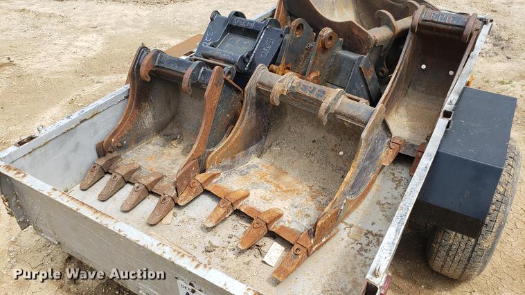 image for item DF3471 2009 Bobcat 435 mini excavator