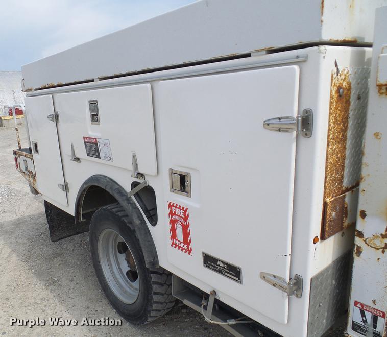 image for item DF7196 2012 Dodge Ram 5500 bucket truck