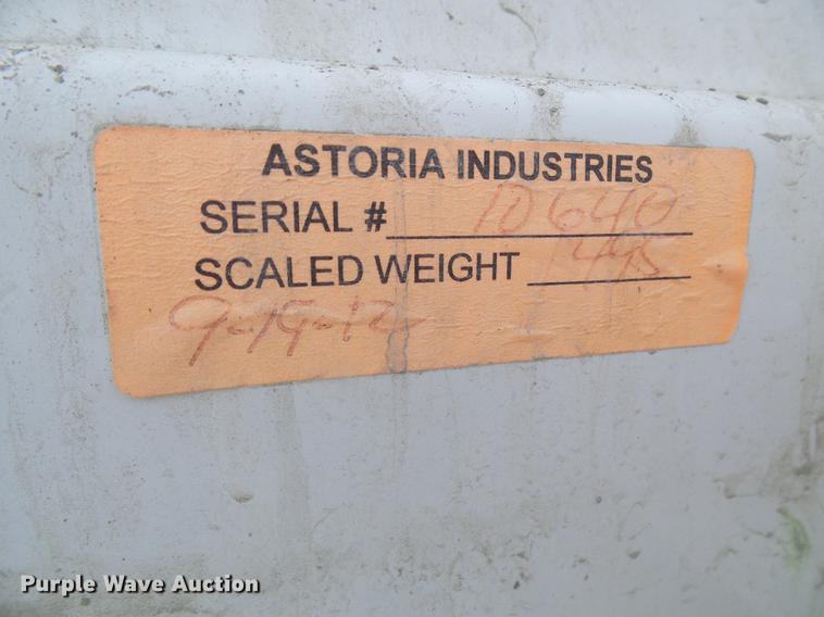 image for item DF7196 2012 Dodge Ram 5500 bucket truck