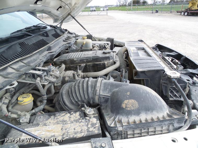 image for item DF7196 2012 Dodge Ram 5500 bucket truck