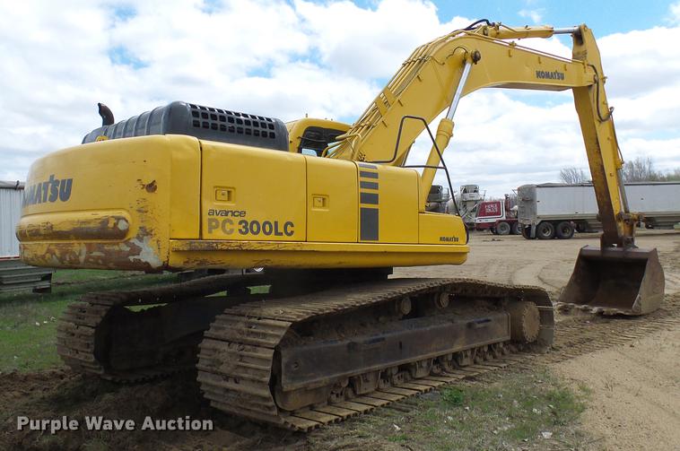 image for item DF7204 1997 Komatsu PC300LC excavator