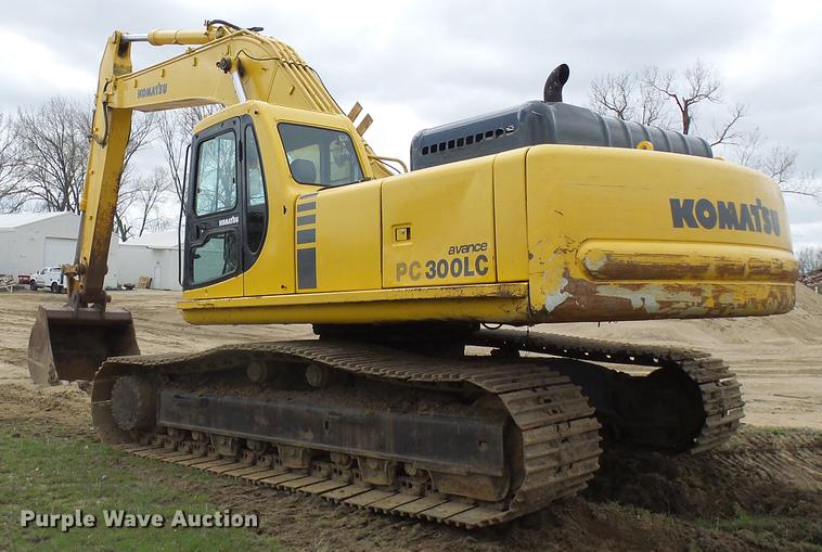 image for item DF7204 1997 Komatsu PC300LC excavator