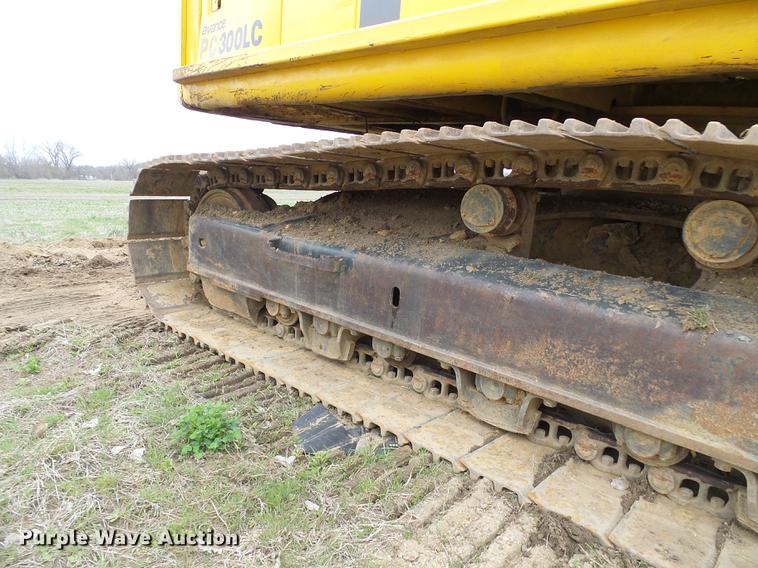 image for item DF7204 1997 Komatsu PC300LC excavator