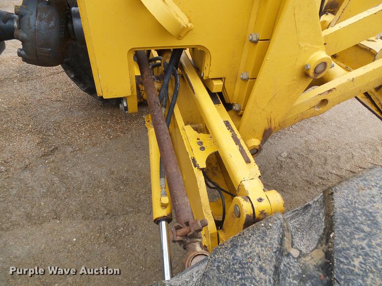 image for item DF7219 2007 John Deere 770D motor grader