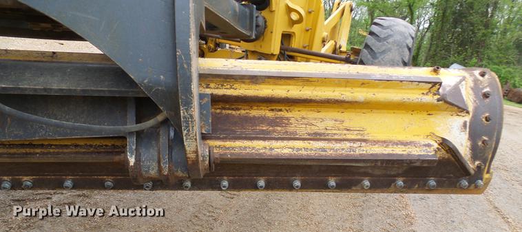 image for item DF7219 2007 John Deere 770D motor grader
