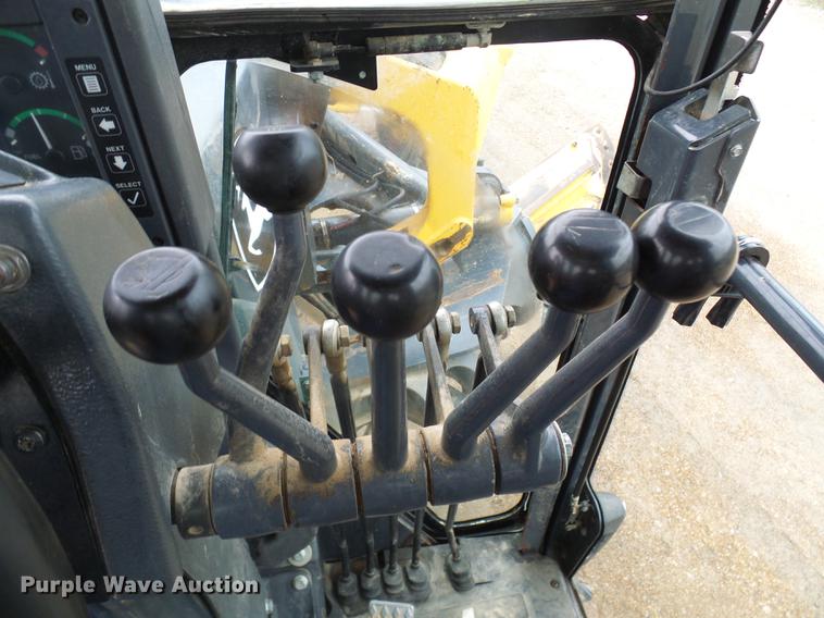 image for item DF7219 2007 John Deere 770D motor grader