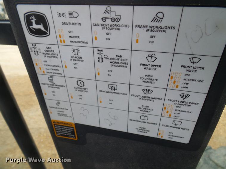 image for item DF7219 2007 John Deere 770D motor grader