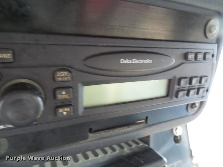 image for item DF7219 2007 John Deere 770D motor grader