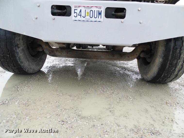 image for item DF7222 2001 Sterling L-Line ready mix truck