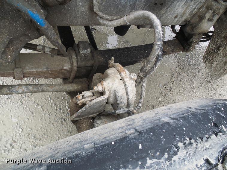 image for item DF7222 2001 Sterling L-Line ready mix truck