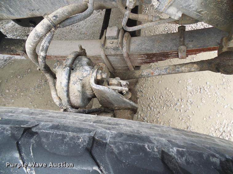 image for item DF7222 2001 Sterling L-Line ready mix truck