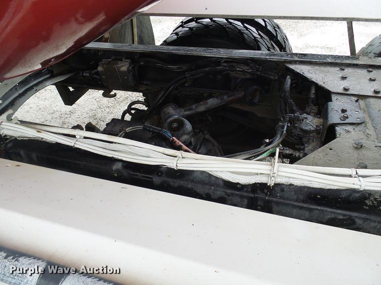 image for item DF7223 2004 Sterling LT8513 ready mix truck