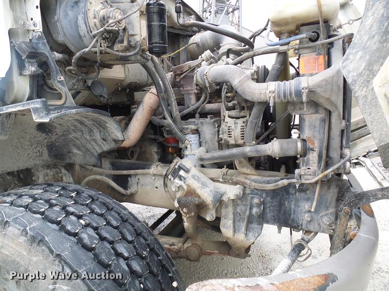 image for item DF7223 2004 Sterling LT8513 ready mix truck