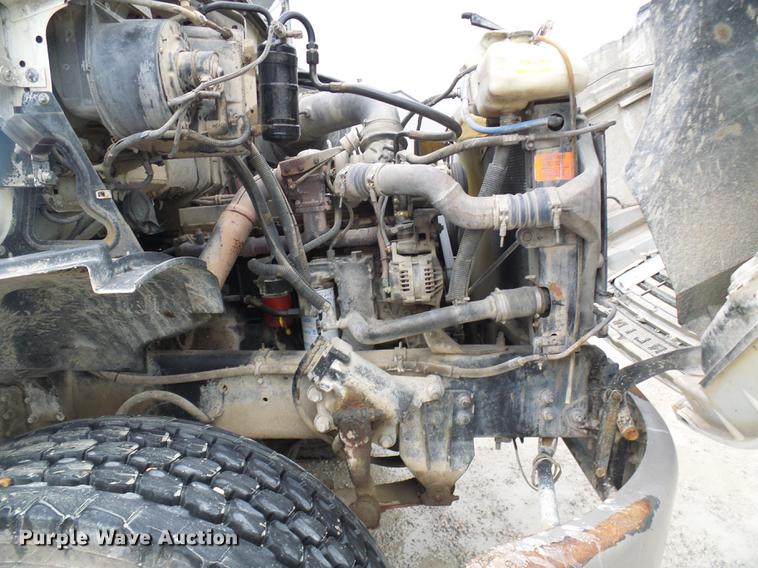 image for item DF7223 2004 Sterling LT8513 ready mix truck