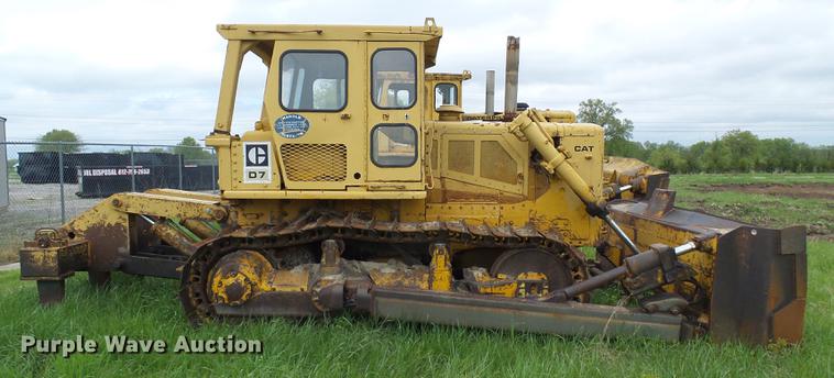 image for item DF7225 1973 Caterpillar D7F dozer