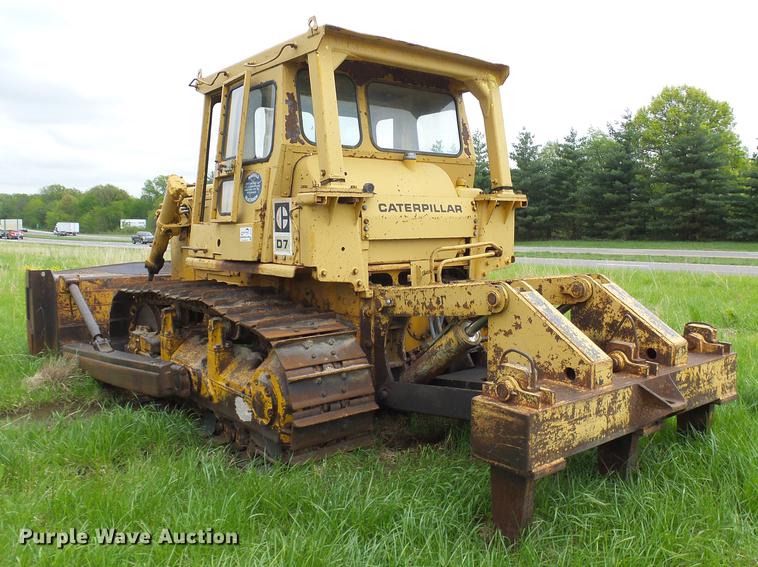 image for item DF7225 1973 Caterpillar D7F dozer