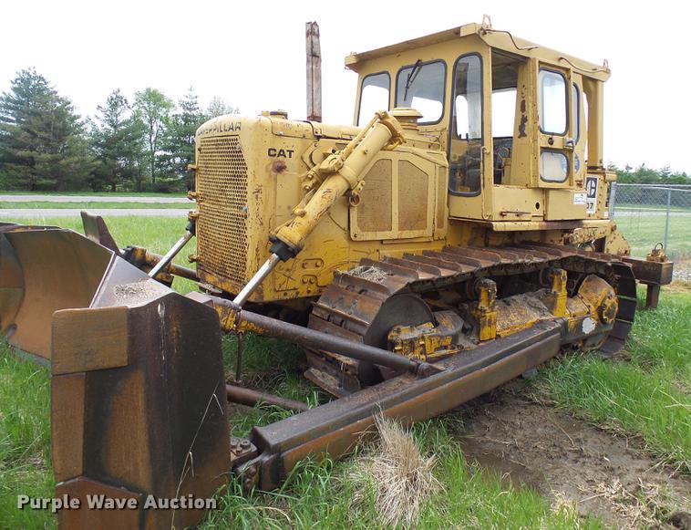 image for item DF7225 1973 Caterpillar D7F dozer