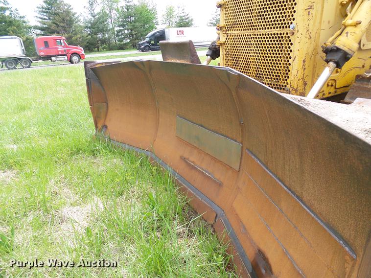 image for item DF7225 1973 Caterpillar D7F dozer