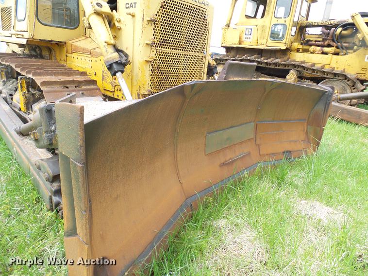 image for item DF7225 1973 Caterpillar D7F dozer