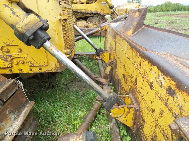 image for item DF7225 1973 Caterpillar D7F dozer