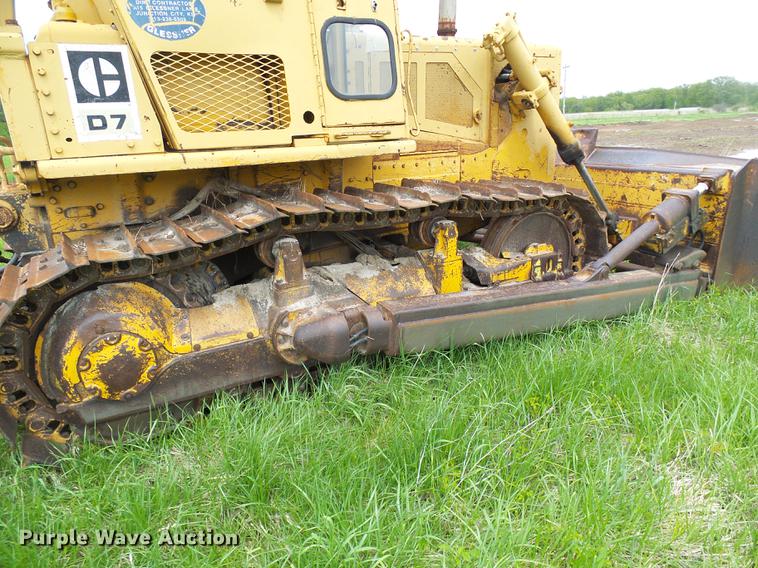 image for item DF7225 1973 Caterpillar D7F dozer