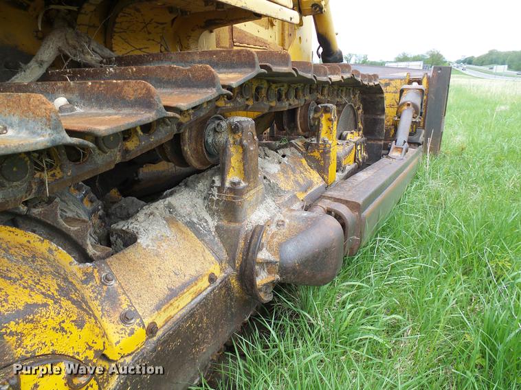 image for item DF7225 1973 Caterpillar D7F dozer