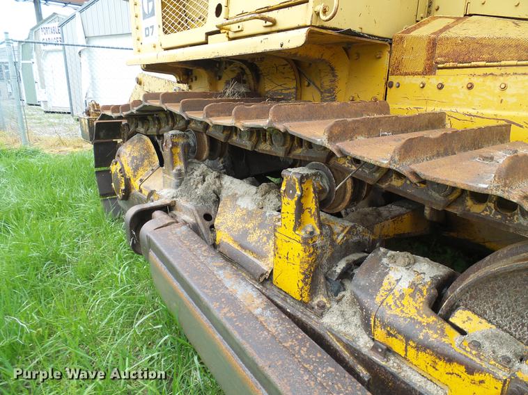 image for item DF7225 1973 Caterpillar D7F dozer