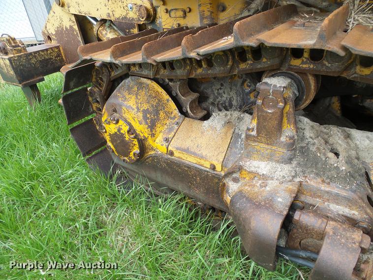 image for item DF7225 1973 Caterpillar D7F dozer