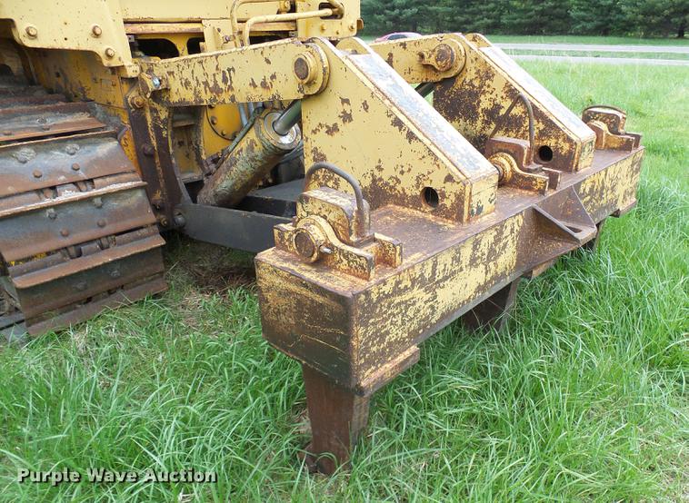 image for item DF7225 1973 Caterpillar D7F dozer